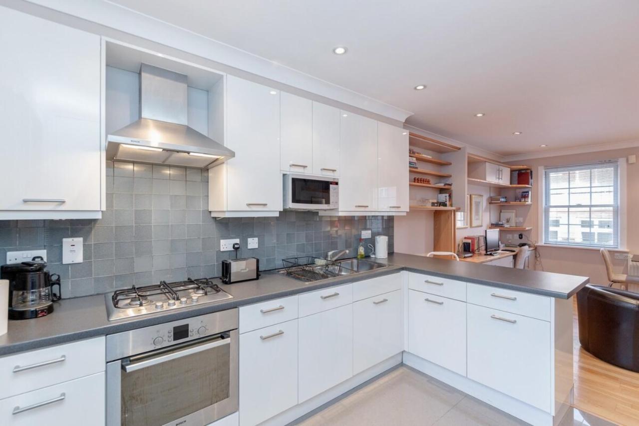 Beautiful 1 Bedroom Apartment In Victoria Λονδίνο Εξωτερικό φωτογραφία